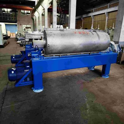132kW 마개있는 유리병은 1500rpm 머드 드릴링 오일 슬러지를 원심기로 분리합니다
