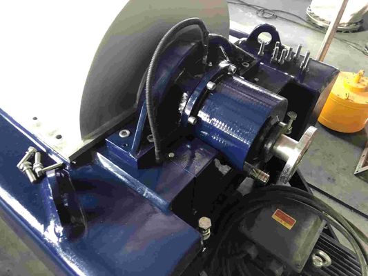 마개있는 유리병을 탈수하는 3200rpm 3상 찌꺼기는 수평선상인 연속적이어서 원심기로 분리합니다
